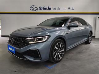 帕萨特 2.0T 330TSI星空豪华版 