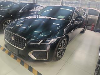 捷豹XFL P250 2.0T 自动 尊享豪华版 