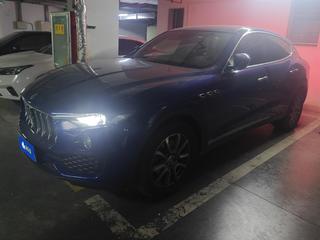 玛莎拉蒂Levante 3.0T 