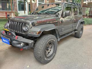 吉普牧马人 2.0T 