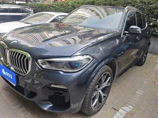 宝马X5 40i 