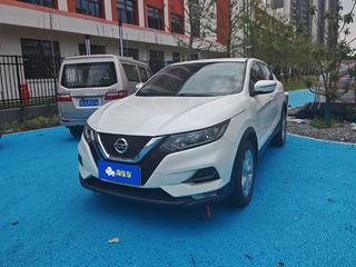 逍客 2.0L 智享版 