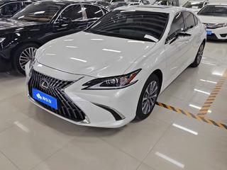 雷克萨斯ES 200 