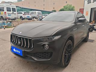 Levante 3.0T 经典版 