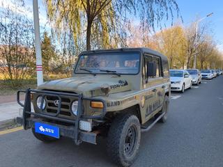 北汽制造212 2.0L 手动 方门版豪华型 