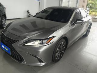 雷克萨斯ES 200 
