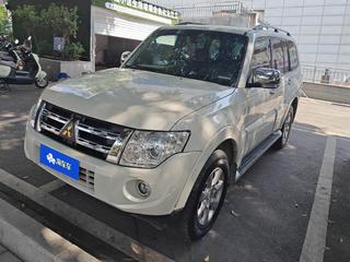 帕杰罗 3.0L 精英超越版 