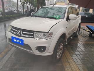 三菱帕杰罗劲畅 3.0L 