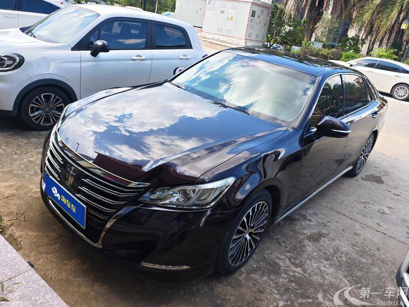 丰田皇冠 2018款 2.0T 自动 后驱 运动版 (国Ⅴ) 