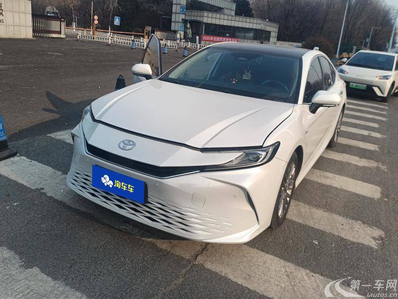 丰田凯美瑞 2024款 2.0L 自动 尊贵版 (国Ⅵ) 