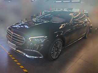奔驰E级 300L 改款二豪华型 