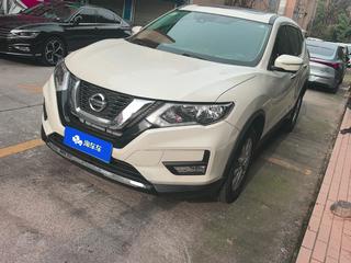 奇骏 2.0L 智联舒适版 