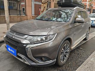 三菱欧蓝德 2.4L 自动 致享版 