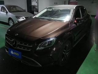 奔驰GLA 1.6T 