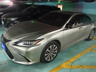雷克萨斯ES 300h 