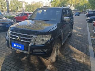 帕杰罗 3.0L 精英版 