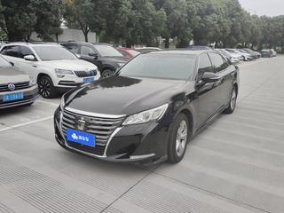 丰田皇冠 2.0T 