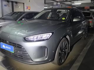 鸿蒙智行问界M5 1.5T 