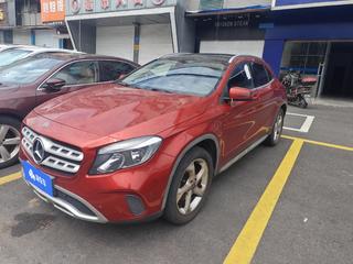 GLA 200 1.6T 动感型 