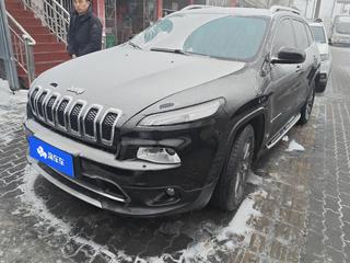 吉普自由光 2.0L 