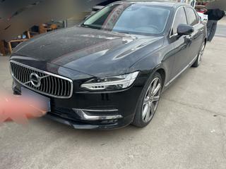 沃尔沃S90 2.0T 