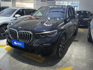 宝马X5 xDrive30i 