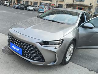 君威 1.5T 25T超享版 