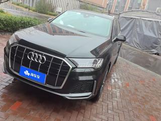 奥迪Q7 55 3.0T 运动型quattro-S-line 