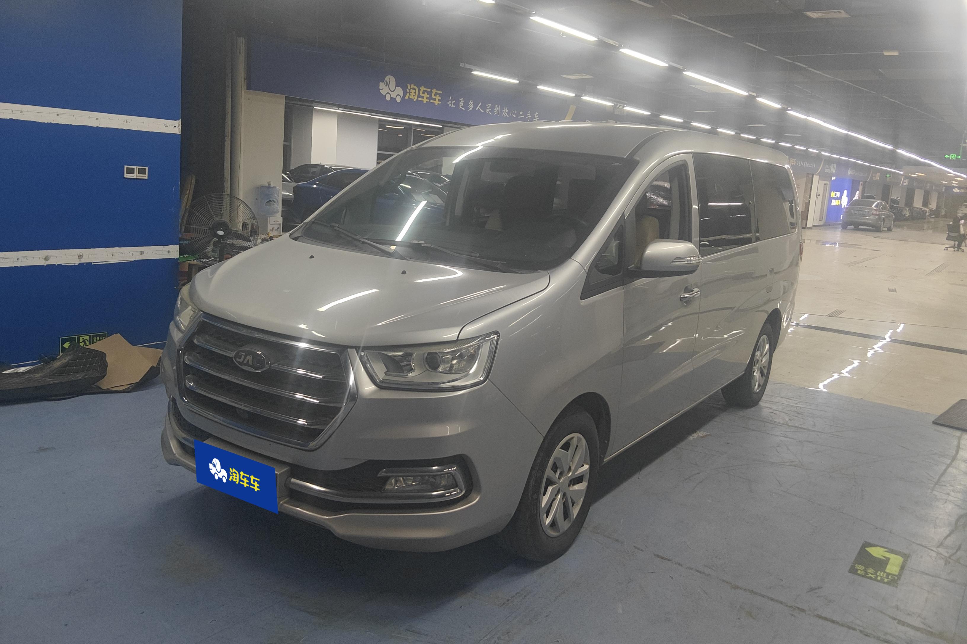 江淮瑞风M4 2019款 2.0L 手动 后驱 7座 商务型 价格0万