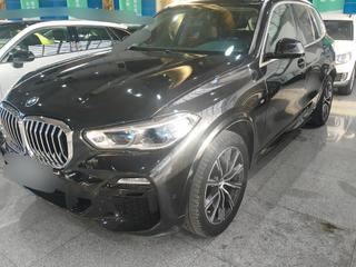 宝马X5 40i 3.0T M运动套装 