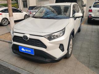 2021款 2.0L 自动 都市版 