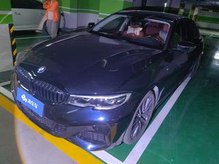 2021款 2.0T 自动 xDriveM运动曜夜套装 