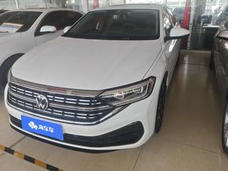 2023款 1.5T 自动 300TSI超越版 