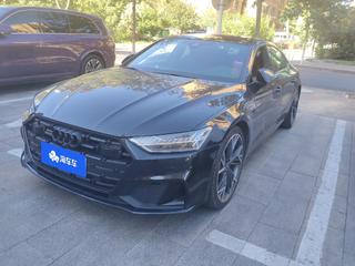 奥迪A7L 45TFSI 2.0T S-line黑武士版 