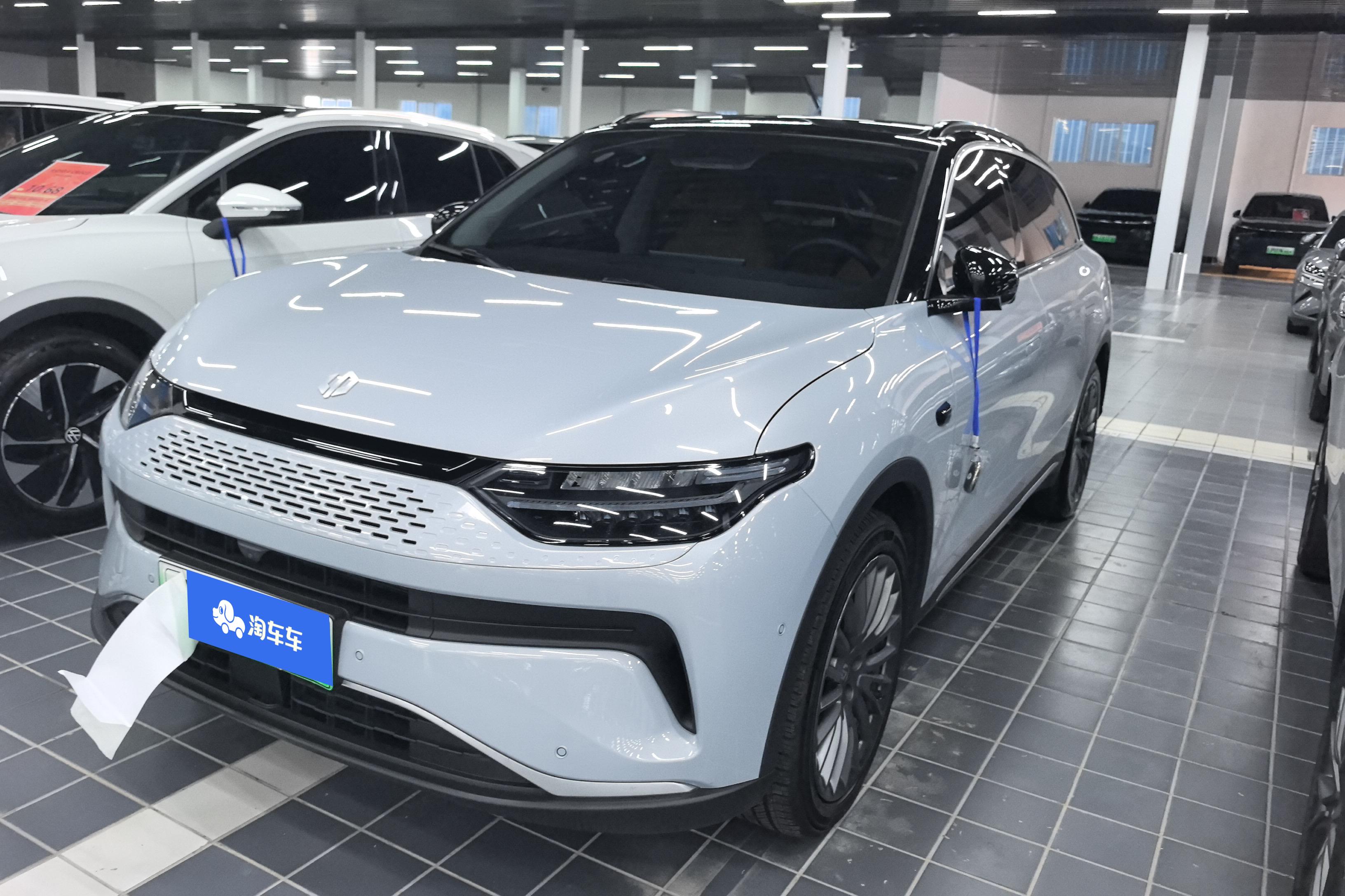 零跑C11 2024款 后驱 增程式 300尊享版 价格0万