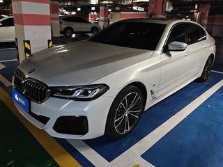 5系 530Li 2.0T 自动 改款二领先型M运动套装 