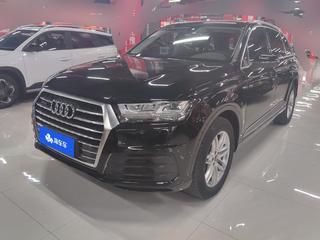 奥迪Q7 40 2.0T S-Line运动型 