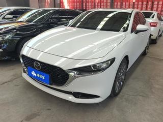 3昂克赛拉三厢 2.0L 质睿版 
