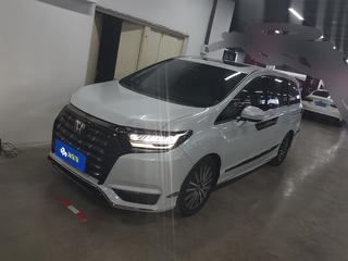 艾力绅 2.0L 豪华版 