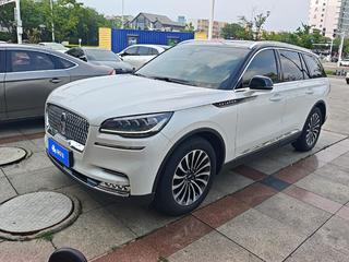飞行家 3.0T 自动 6座 尊雅版 