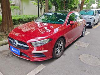 A级三厢 A180L 1.3T 运动轿车 