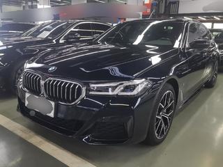 2022款 2.0T 自动 尊享型M运动套装 