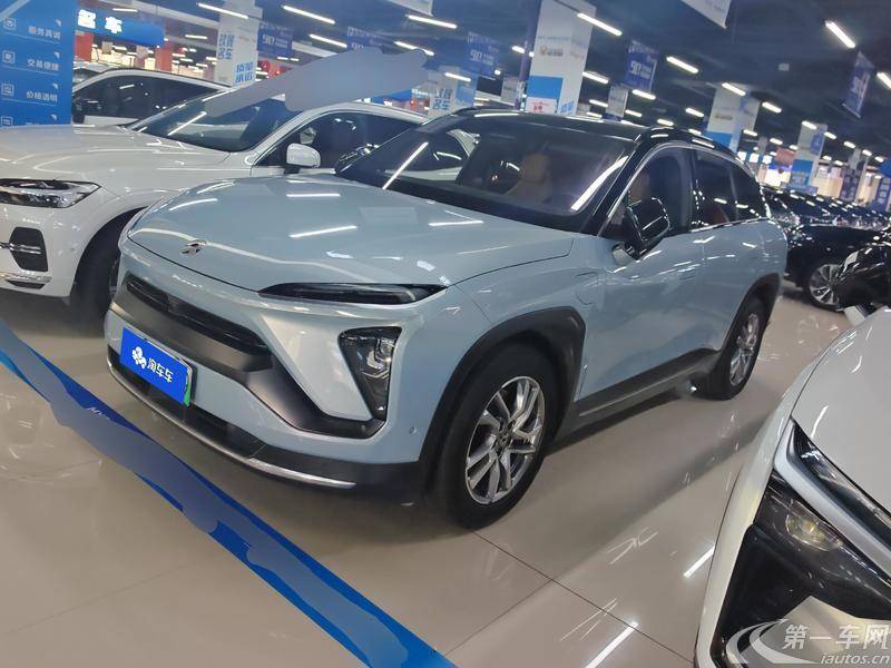 蔚来ES6 2019款 70kWh420km四驱 纯电动 运动版420KM 