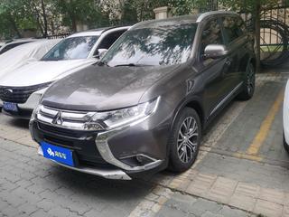 欧蓝德 2.0L 5座 荣耀版 
