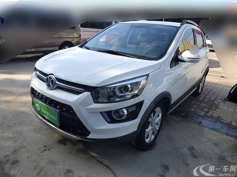 北京汽车绅宝X25 2015款 1.5L 手动 舒适版 (国Ⅳ) 