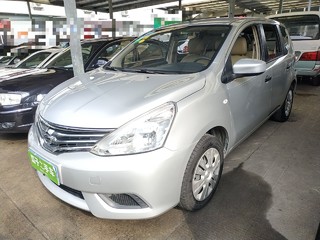 日产骊威二手车，性价比之选与市场分析