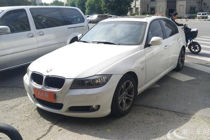 宝马3系 320i 2010款 2.0l 自动 汽油 豪华型 (国Ⅳ)