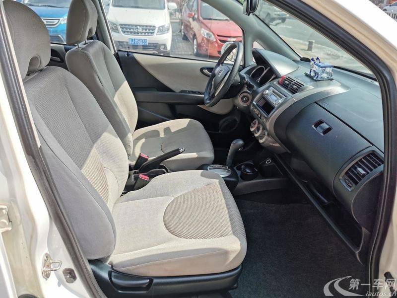 本田飞度2007款13l自动两厢轿车舒适型行动派国Ⅳ