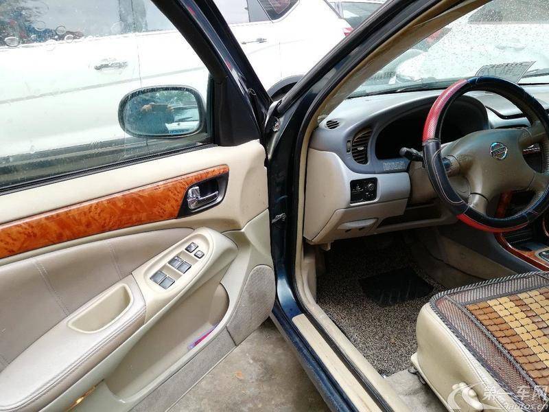 日产阳光 2004款 2.0L 自动 LS (国Ⅱ) 