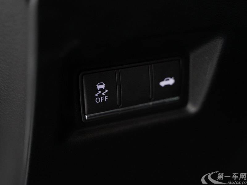 英菲尼迪Q50 [进口] 2014款 3.7L 自动 豪华运动版 (欧Ⅴ) 